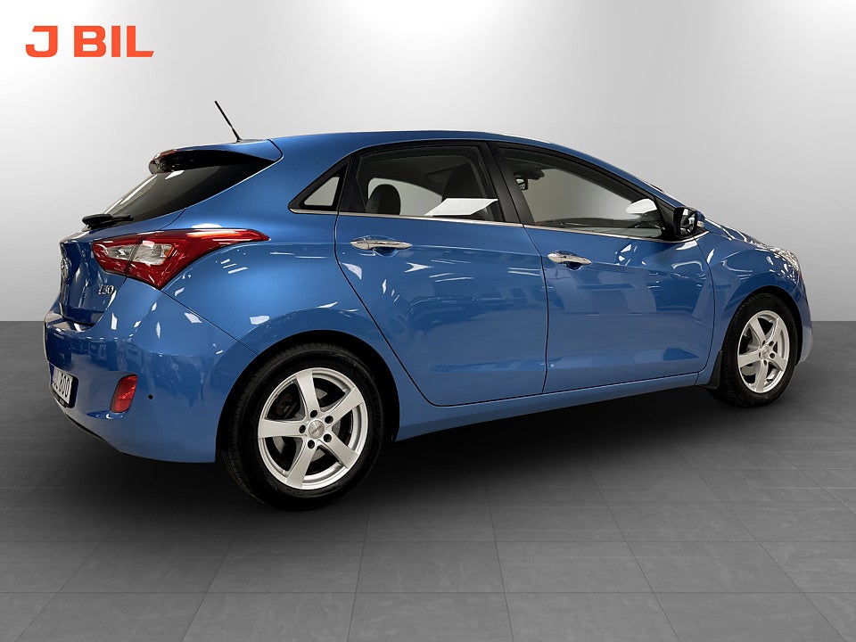 Bild på Hyundai i30 Comfort 5D 1.6 GDI 135hk B-KAMERA NAVI