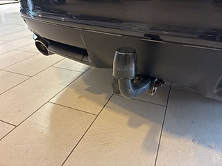 Subaru Levorg 1.6 4WD Dragkrok Bkamera Navigation S&V-däck Elstol – bild 19