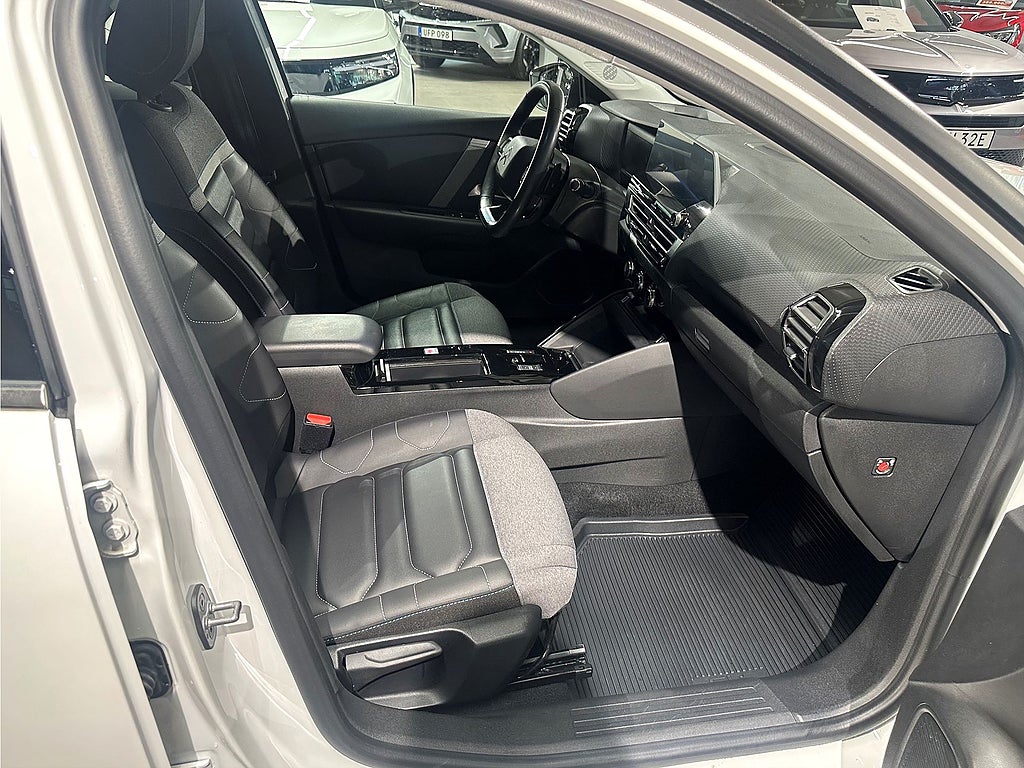 Bild på Citroën C4 Shine 1.2 PT 155hk Aut - B-KAMERA, 1 ÄGARE, NAVI