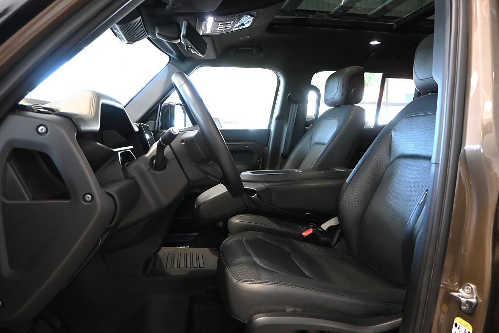 Land Rover Defender 2024 - miniatyr 8