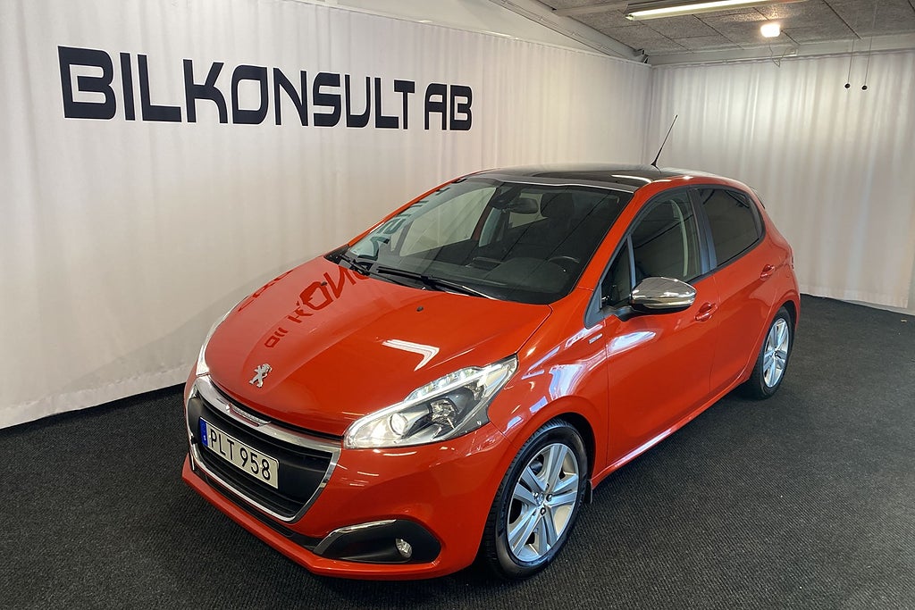Peugeot 208 Style PureTech 82 HK Automat /Dragkrok/