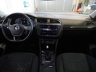SUV Volkswagen Tiguan 17 av 22