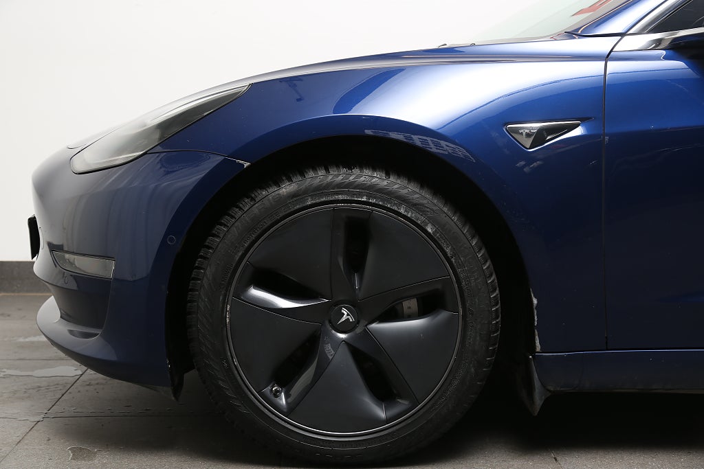 Tesla Model 3 Long Range AWD Panorama 2019