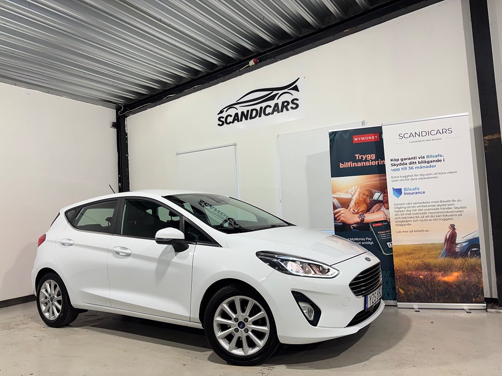 Ford Fiesta 5-dörrar 1.0 EcoBoost Titanium Euro 6 FINT SKICK P-SENS