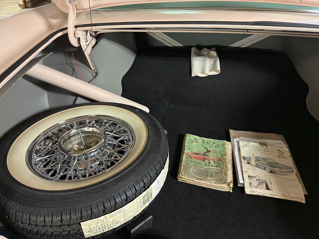 DeSoto Fireflite Sportsman Spring Edition V8 361 - bild 8