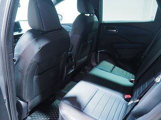 SUV Nissan Qashqai 9 av 24