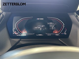Halvkombi BMW M135i 11 av 23