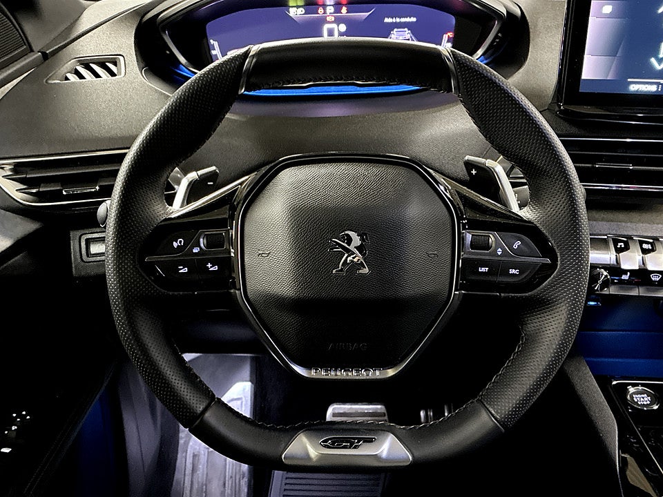 Bild på Peugeot 3008 GT 1.2 PT 130hk Aut B-KAMERA CARPLAY