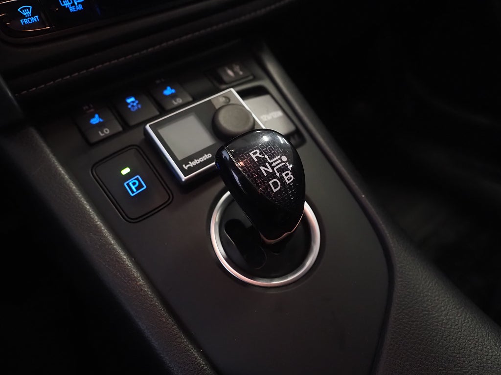 Toyota Auris Touring Sports Hybrid e-CVT Active 136hk | Bluetooth |