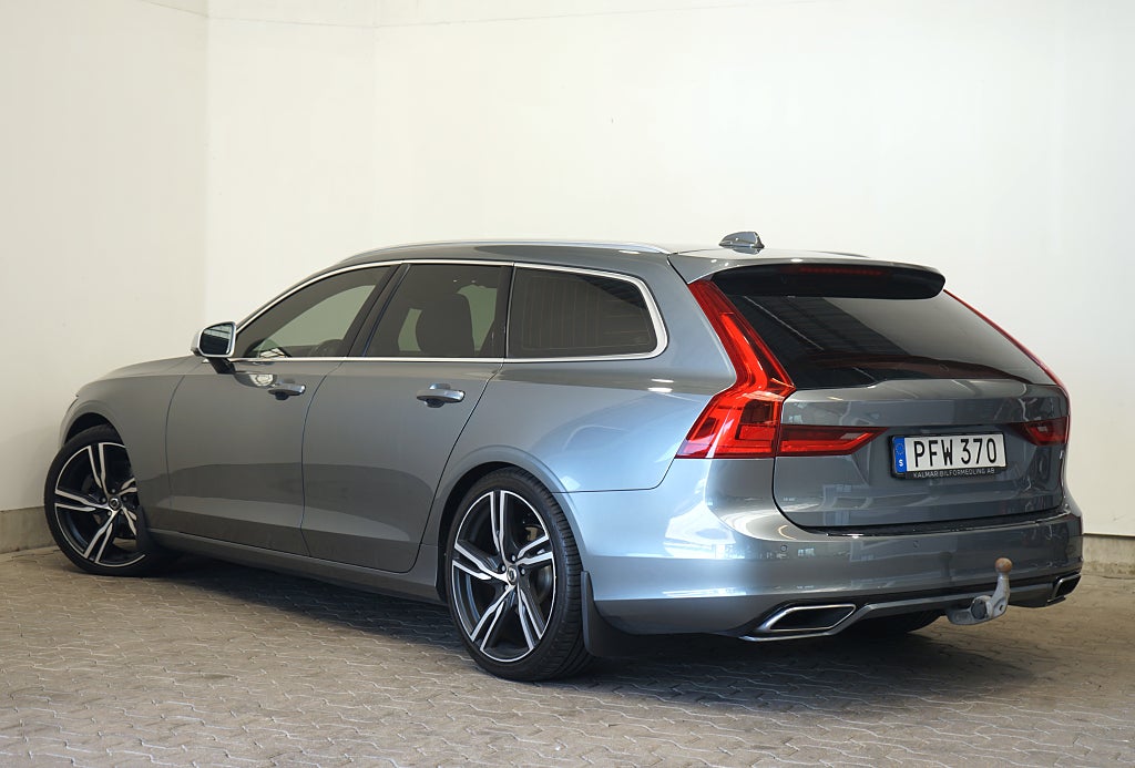 Volvo V90 D4 Automat R-Design B-kamera Dragkrok 190hk
