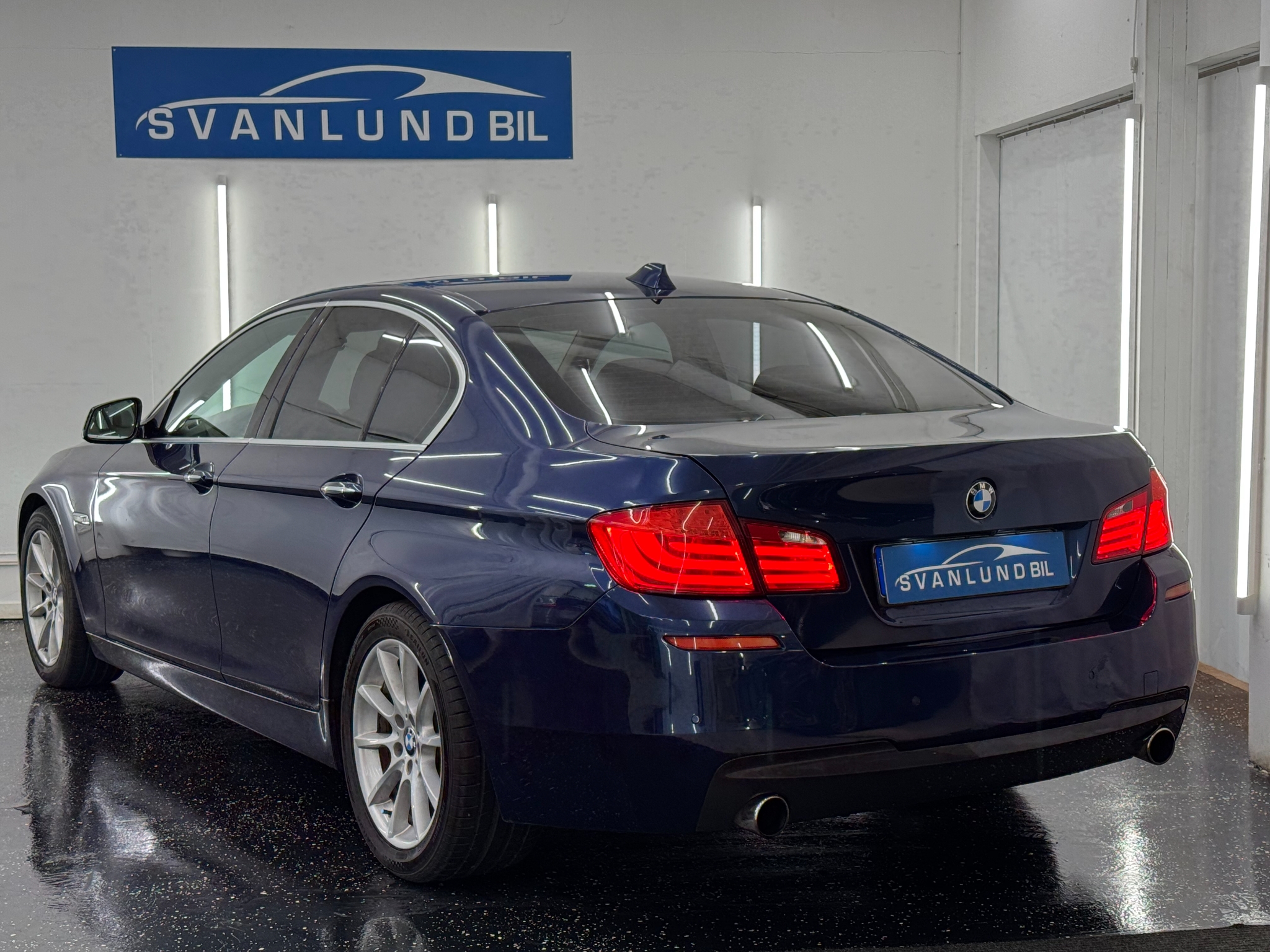 BMW 535 d Sedan / Taklucka 2011, kuva 5/53