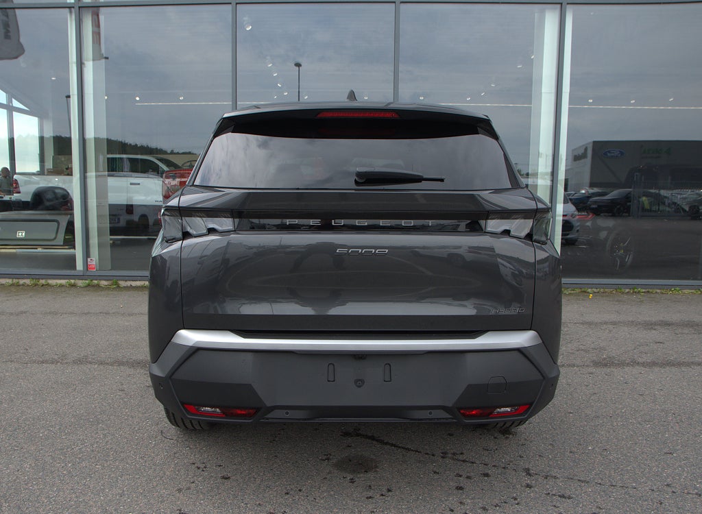 Peugeot 5008 Edition Hybrid 145hk 7-sits *Fri service 3 år