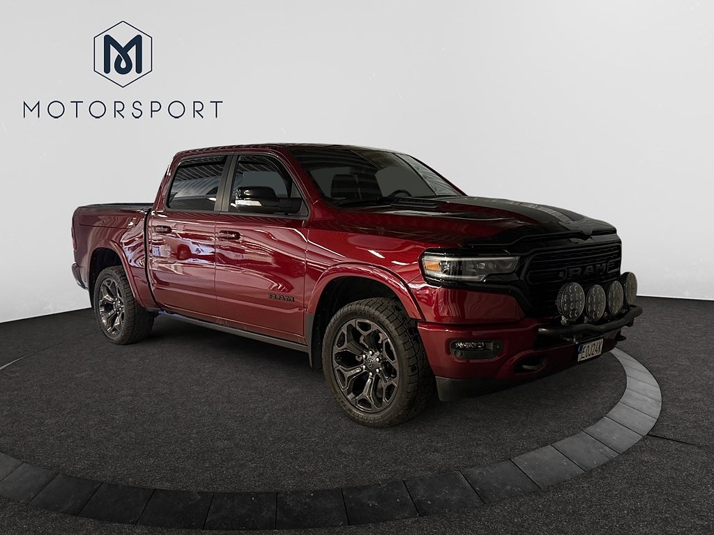 RAM 1500 Dubbelhytt 5.7 Limited Night Drag H/K Pano Luft MOMS bild 8