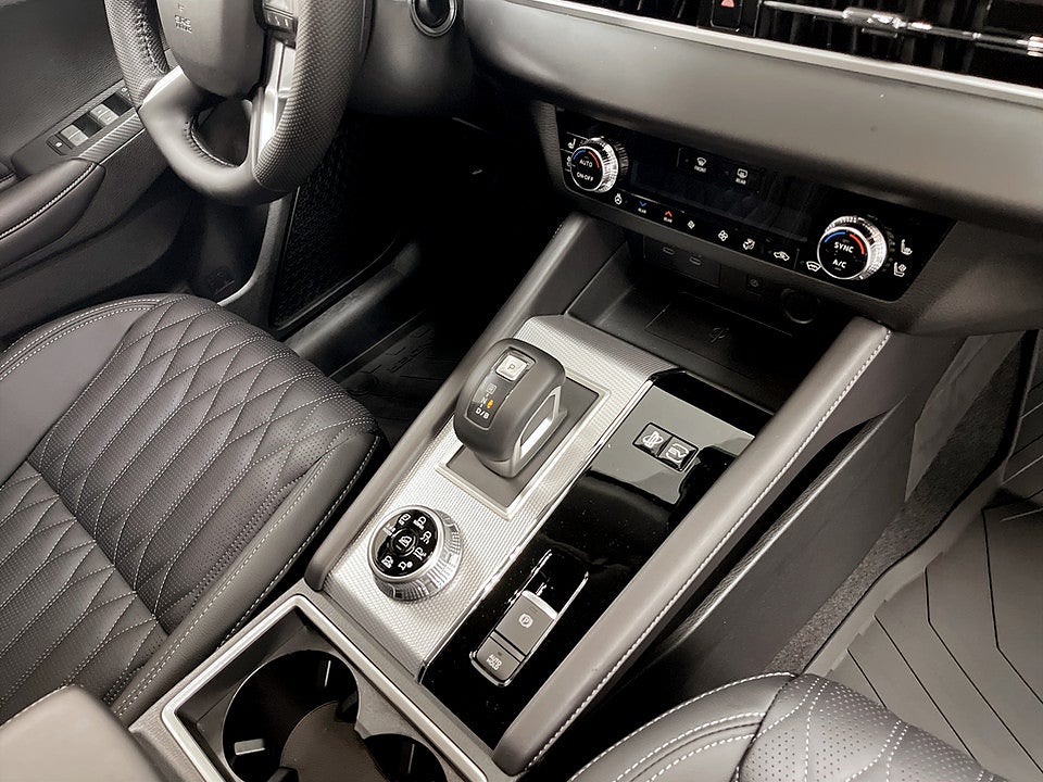 Bild på Mitsubishi Outlander Instyle PHEV 4WD - OMGÅENDE LEVERANS!