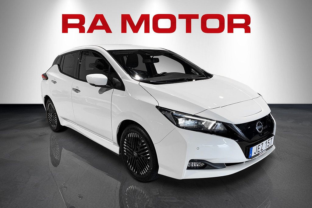 Nissan Leaf N-Connecta | 40kwh | Värmepump | 360 kamera | 2022