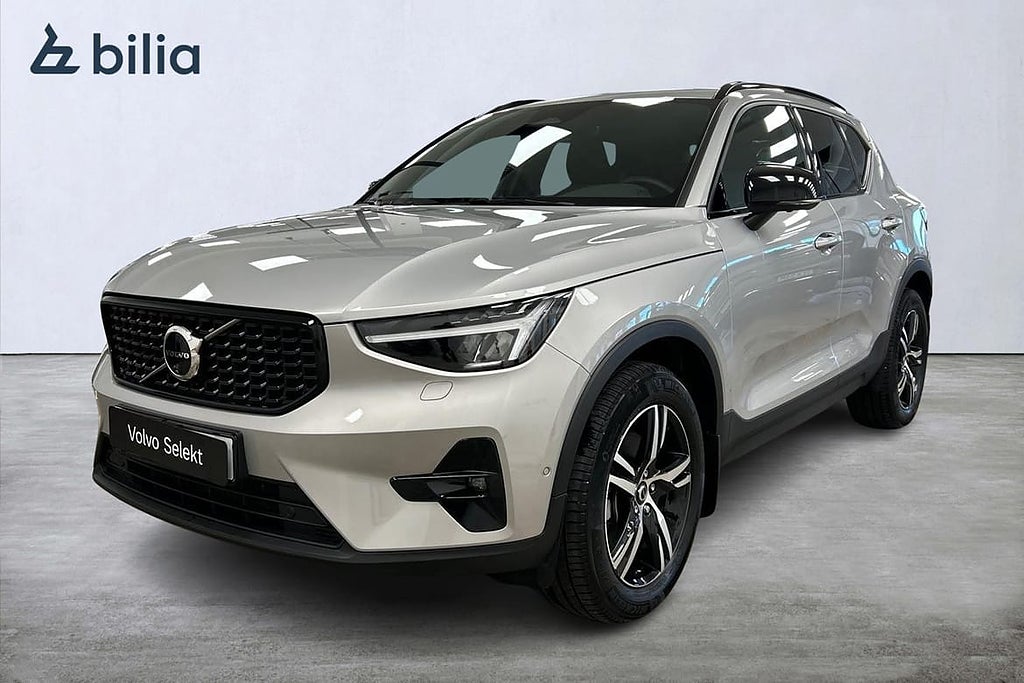 Volvo XC40 B3 FWD Bensin Plus Dark DRAG I 360° I Klimatpaket