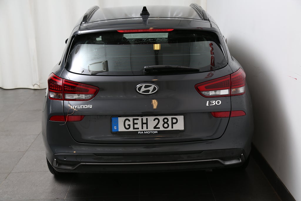Hyundai i30 1,0 T-GDi MHEV Essential Kombi Aut Navi Kamera