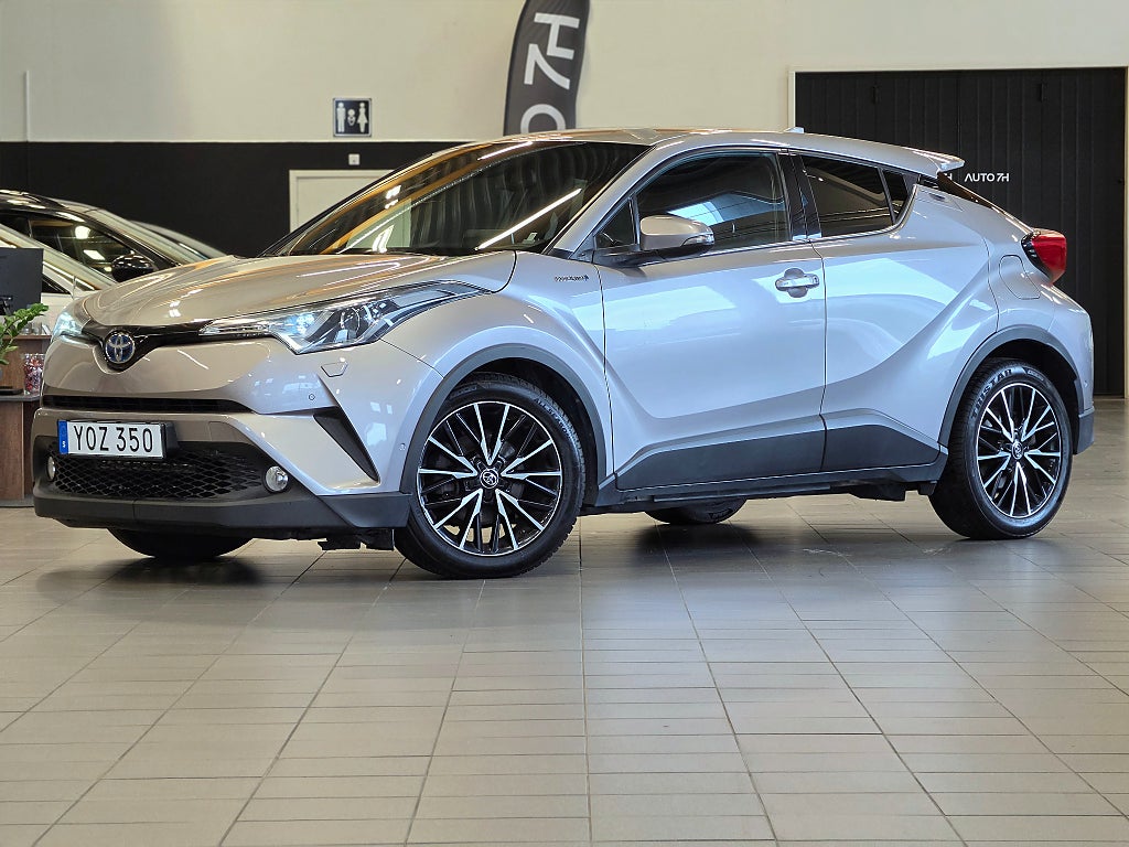 Toyota C-HR Hybrid CVT Executive 0kr insats, 1475kr-mån / B-kamera