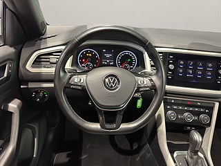 SUV Volkswagen T-Roc 7 av 12