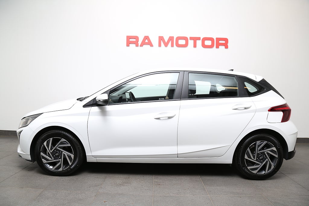 Hyundai i20 Essential 1.0 T-GDI 100HK AUT 2025