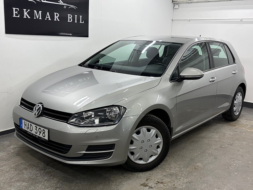Volkswagen Golf 5-dörrar 1.2 TSI BMT Base|P-sens|Ny-serv|Ny-bes