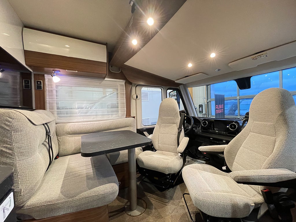 Hymer /Solcell/AC bodel/Inverter/Mercedes  - Hymer