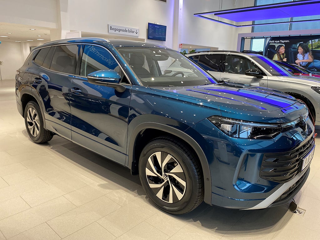 Volkswagen Tayron LIFE EHYBRID 204 HK DSG6