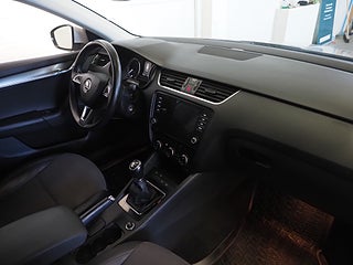 Kombi Skoda Octavia 11 av 24