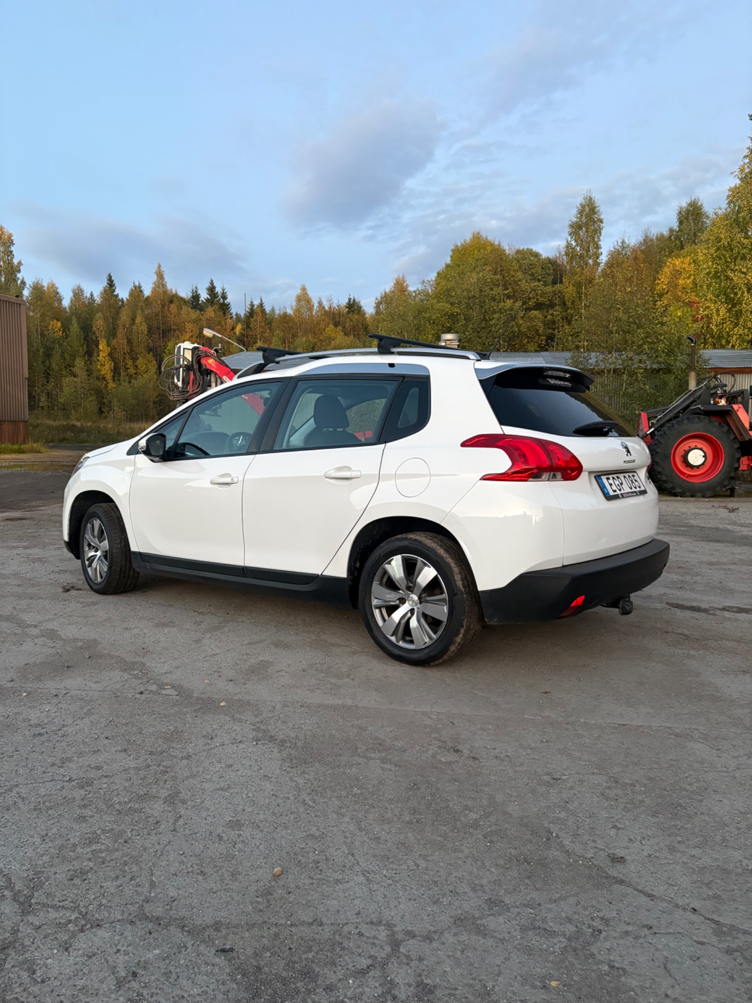 Peugeot 2008 1.6 e-HDi EGS Euro 5 2014, kuva 3/10