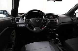 Halvkombi Hyundai i20 14 av 24