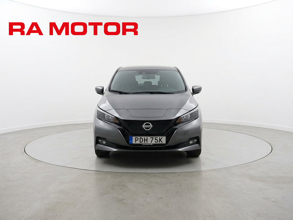 Nissan Leaf N-Connecta 40kWh | Värmepump | 360° Kamera | Moms | Nav 2022