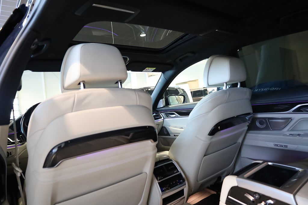 BMW 740 Le xDrive M Sport B&W Pano 360 Navi HuD Softclose Laser 2017