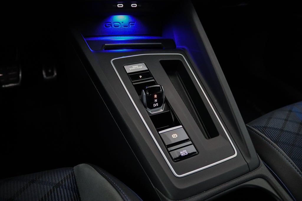 Volkswagen Golf R 2.0 TSI DSG 4Motion 320hk