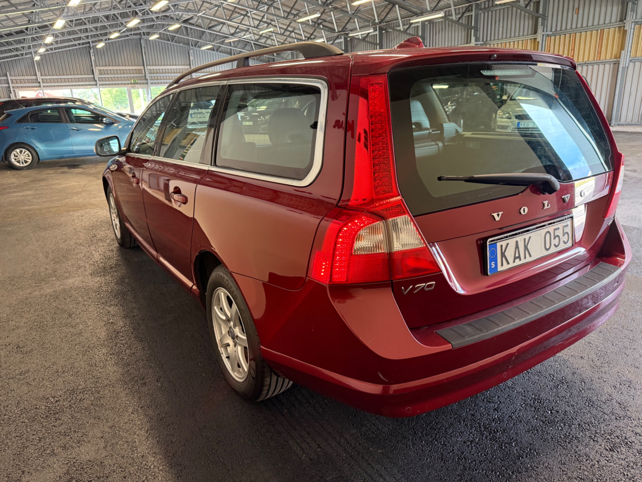Volvo V70 2.0F Momentum Euro 4 2010, bild 4/43