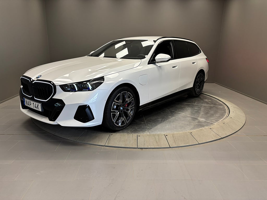 BMW 530e xDrive Touring