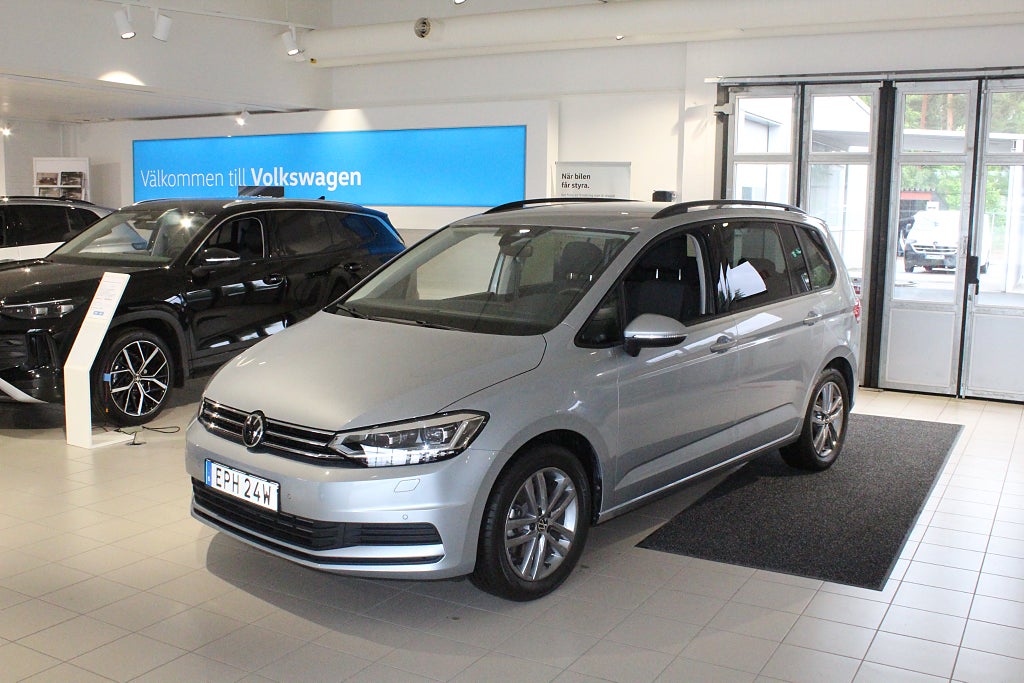 Volkswagen Touran 7-sits 1.5 TSI Värmare & Drag