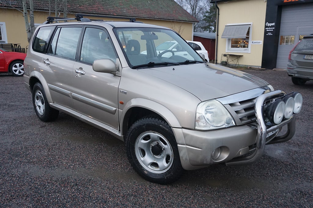 Suzuki Grand Vitara XL-7 2.7 V6 4WD Drag/M-värmare