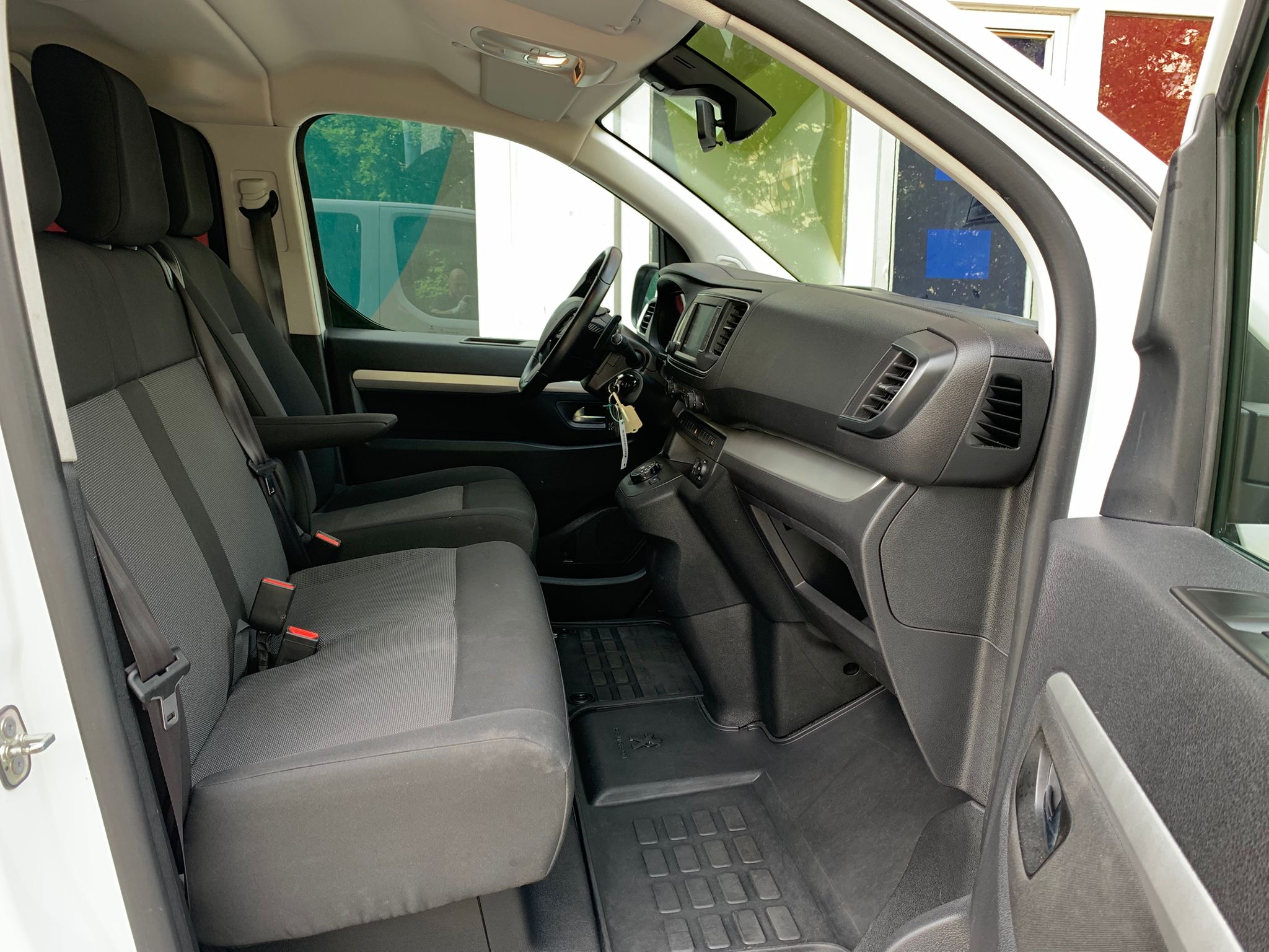 Peugeot Expert Combi 2.0 Automat 9 sits 2022, bild 6/10