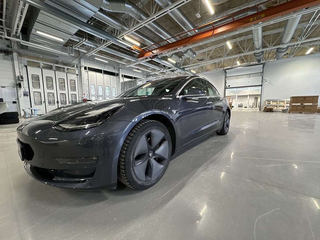 Tesla Model 3 Long Range AWD, v-hjul 5,74% teslagaranti