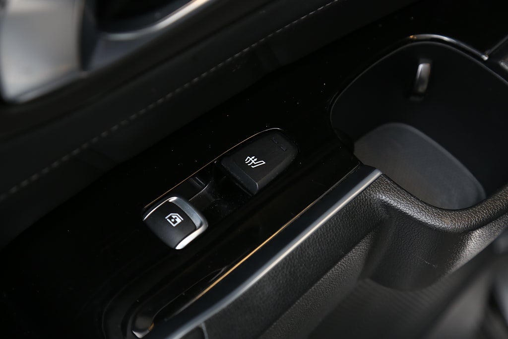Kia Sorento 1,6 T-GDi Plug-In-Hybrid 265hk Advance AWD 7-Sits Drag