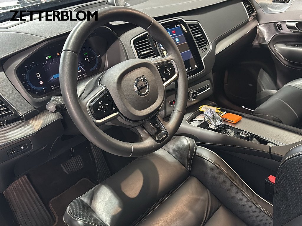 SUV Volvo XC90 8 av 15