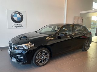 BMW 118 i Model Sport | Navi | Navi | Rattvärme | Fri Servce