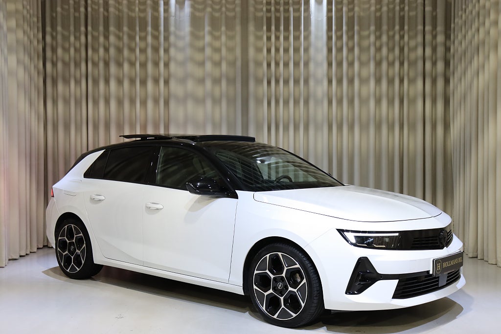 Opel Astra 1.2 Turbo 130HK Ultimate Panorama MOMS Se Utrusning