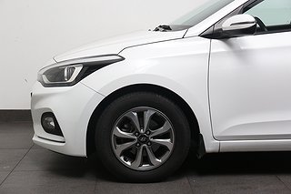 Halvkombi Hyundai i20 4 av 19