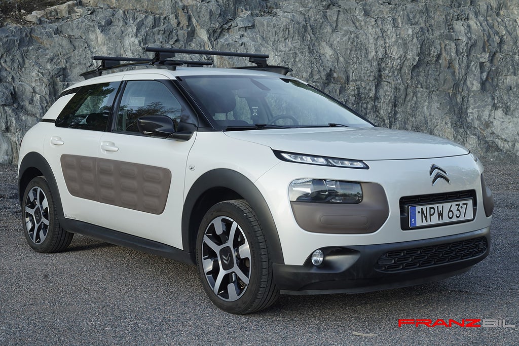Citroen C4 Cactus 1.2 PURETECH DRAG BACKKAMERA P-SENSOR SERVAD BLUETOOTH