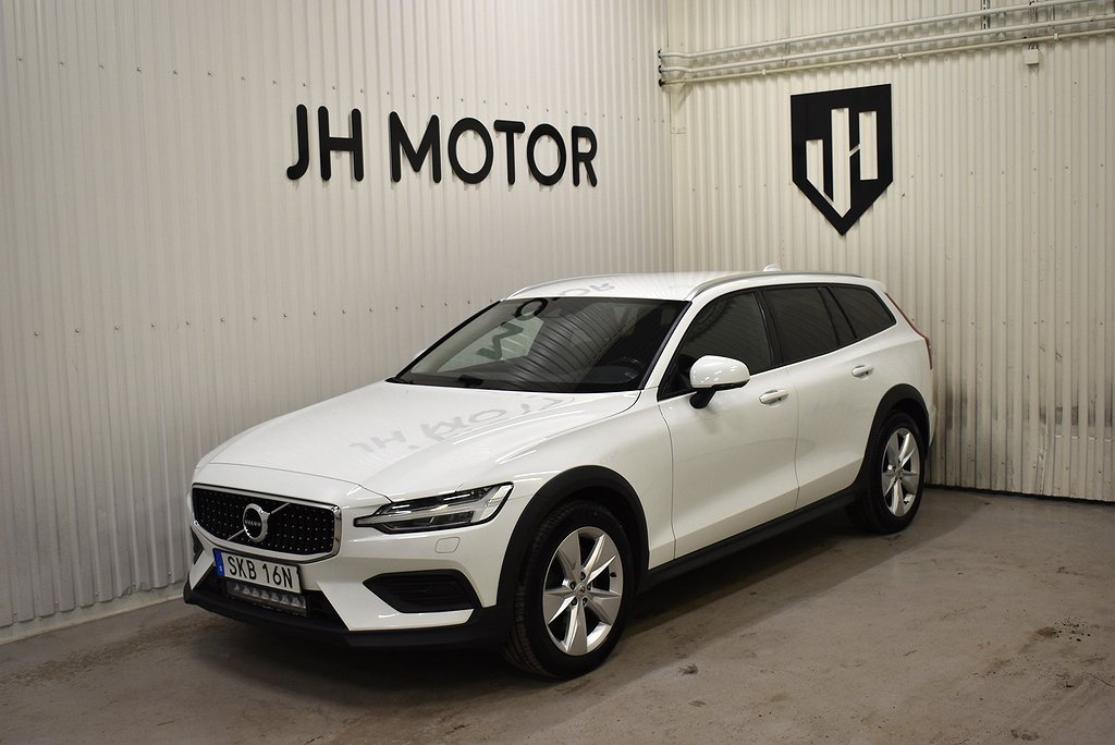 Volvo V60 Cross Country D4 AWD Momentum 190hk Drag/Kamera