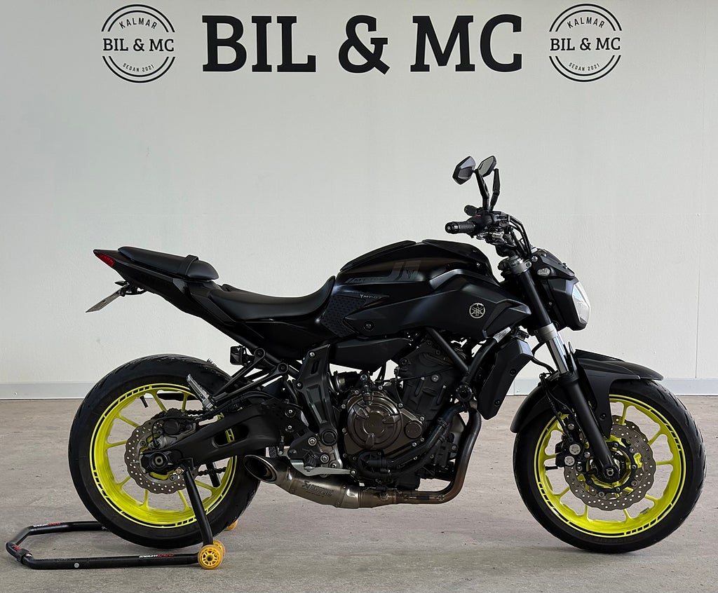 Yamaha MT-07 Abs Akrapovic Helsystem 0kr insats 2,95% ränta 