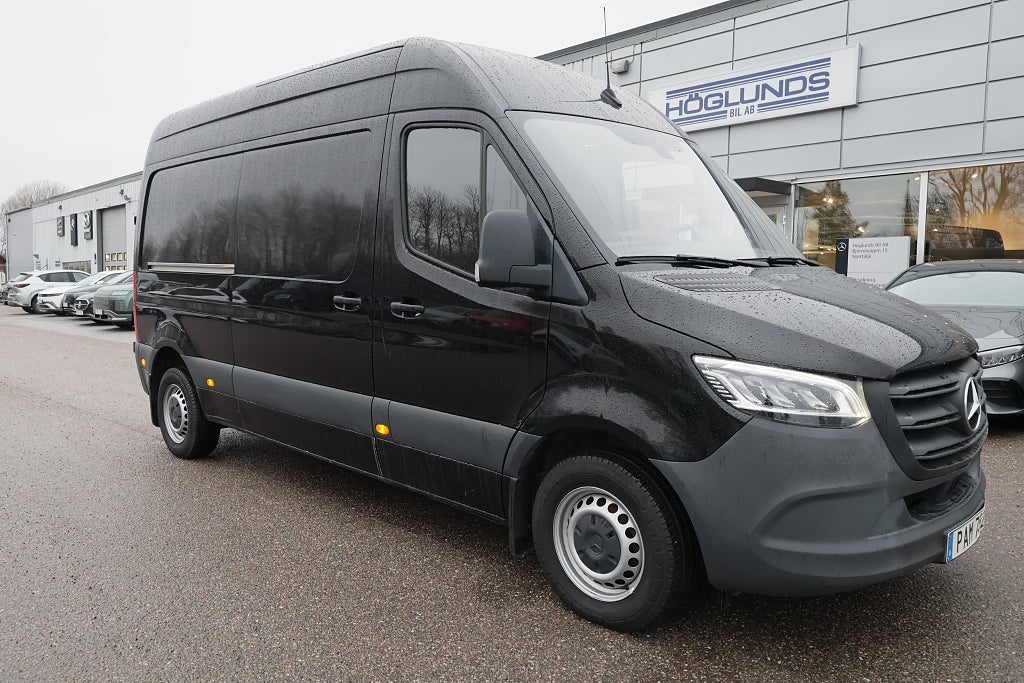 Mercedes-Benz Sprinter 211 CDI FWD A2 Värmare Krok V-hjul MOMS 