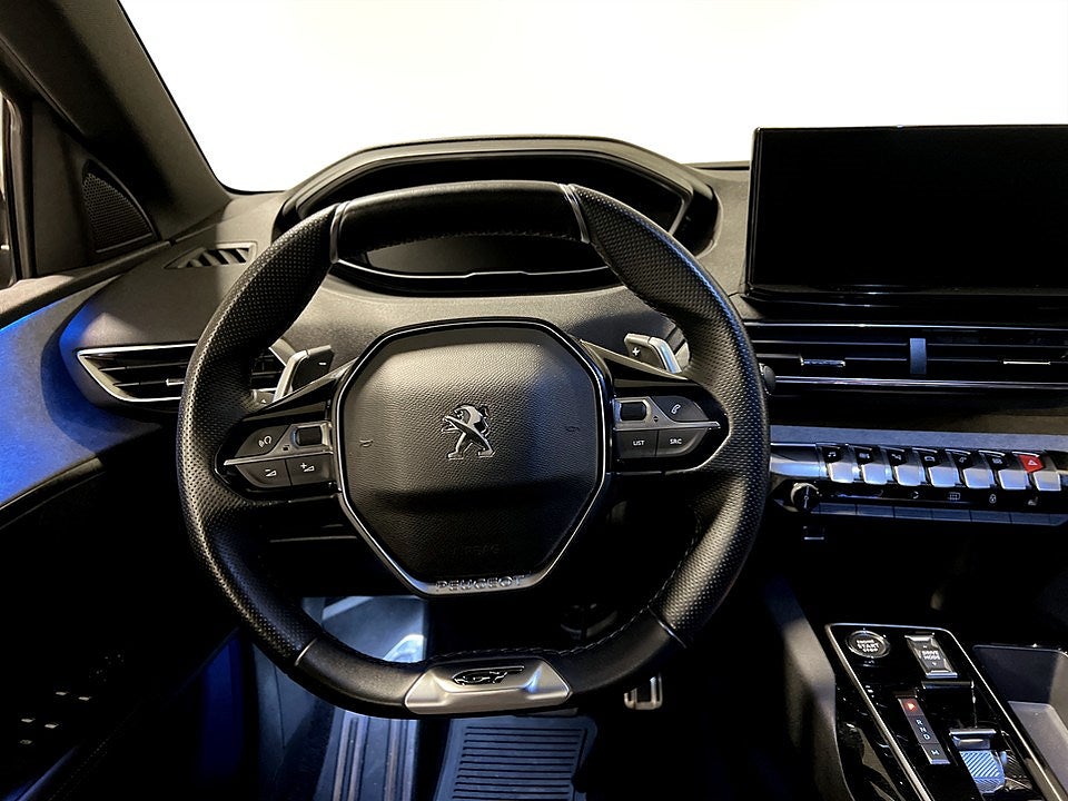 Bild på Peugeot 3008 GT 1.2 PT 130hk Aut - B-KAMERA, EN ÄGARE
