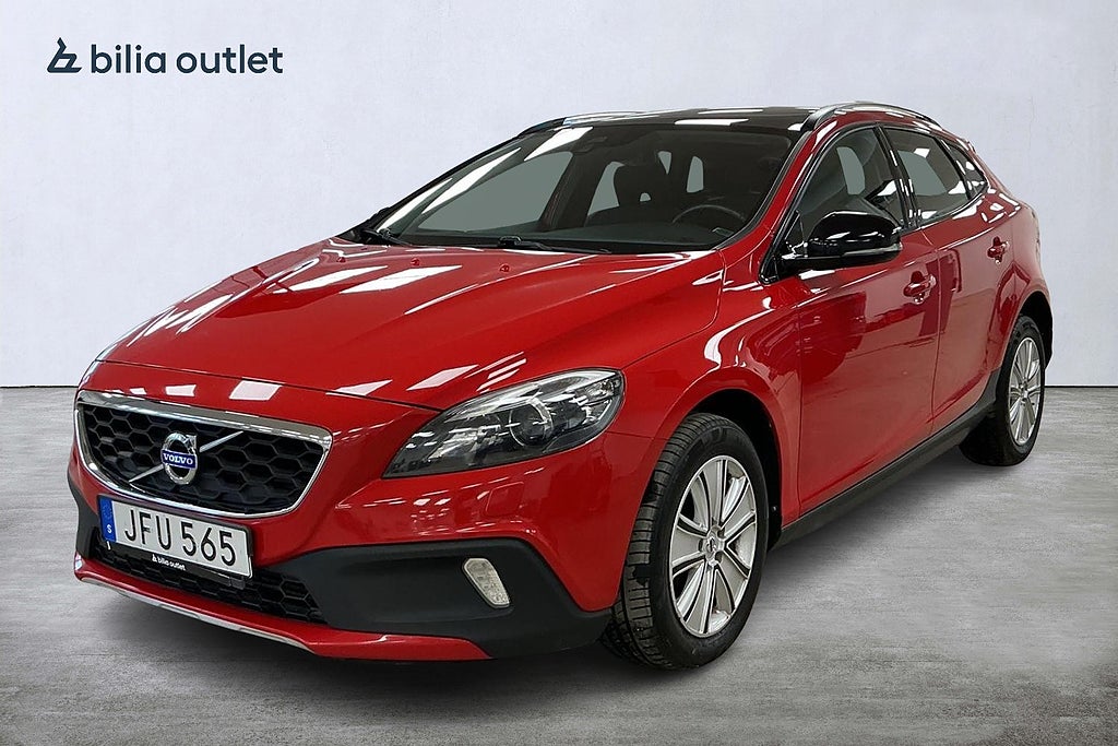Volvo V40 Cross Country D3 Momentum BE Pano H/K Värmare PDC 150hk